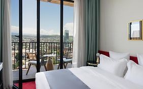 Castor & Pollux Hotel